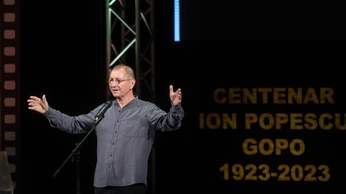 One Man Show cu Horaţiu Mălăele şi "Folk la Muzeu" cu Ducu Bertzi, în proiectul estival "Tipografia de idei" al Muzeului Ţării Crişurilor din Oradea