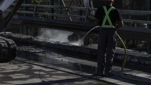 S-a finalizat hidroizolaţia şi s-au turnat două straturi de asfalt la Podul Grant, anunță primarul Capitalei