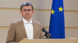 INTERVIU Igor Grosu, candidatul Maiei Sandu pentru funcția de premier: România ne poate ajuta „să facem curățenie în rândul judecătorilor și procurorilor” / Dodon a preluat prin interpuși firmele-căpușă care sifonează bani din energie