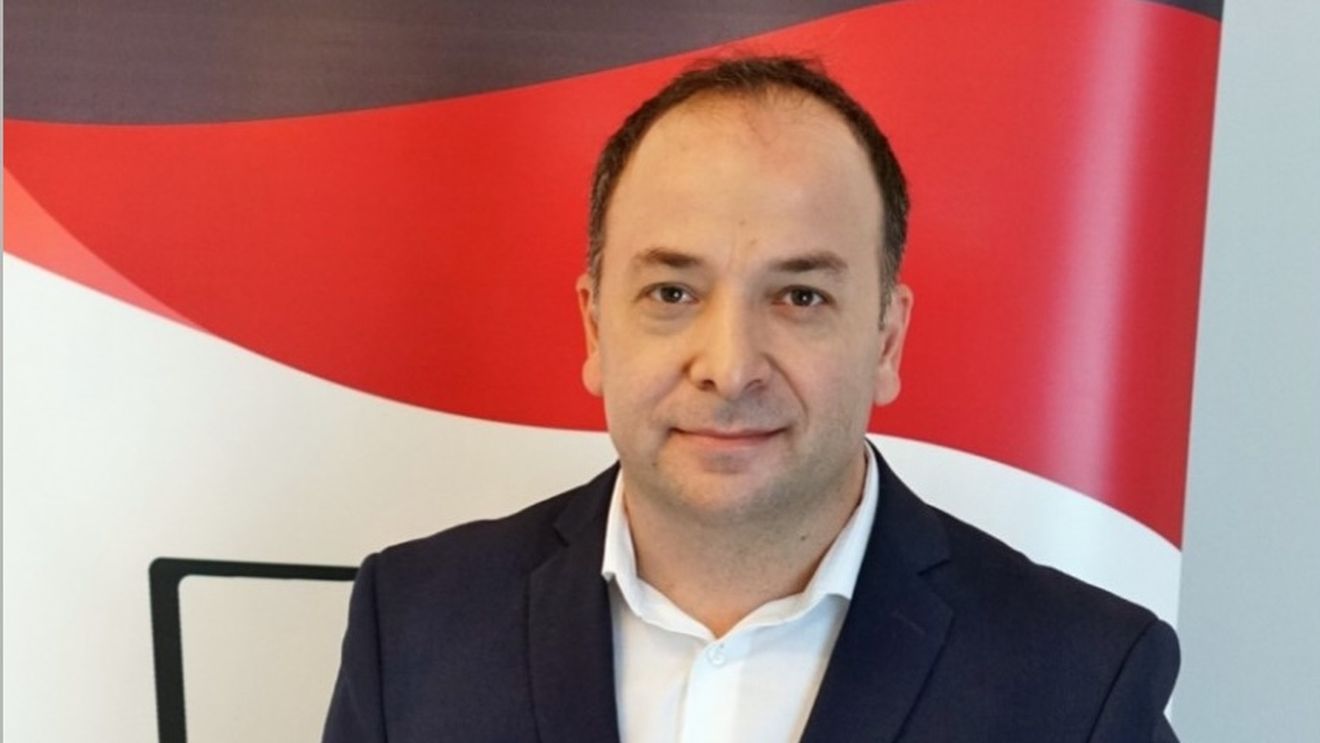 Adrian Negrescu: Deprecierea leului la nivel istoric reflectă ieşiri de capital şi lipsa de încredere a investitorilor în contextul crizei politice