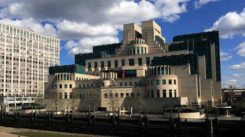 Șeful serviciului secret britanic MI6 avertizează că Rusia se află în spatele unei „campanii de sabotaj uluitor de nesăbuită” în Europa