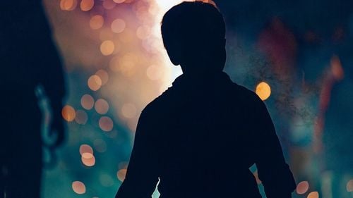 Un copil de patru ani din Bicaz a căzut de la etajul doi/ Copilul a ajuns la spital cu fracturi multiple și contuzii