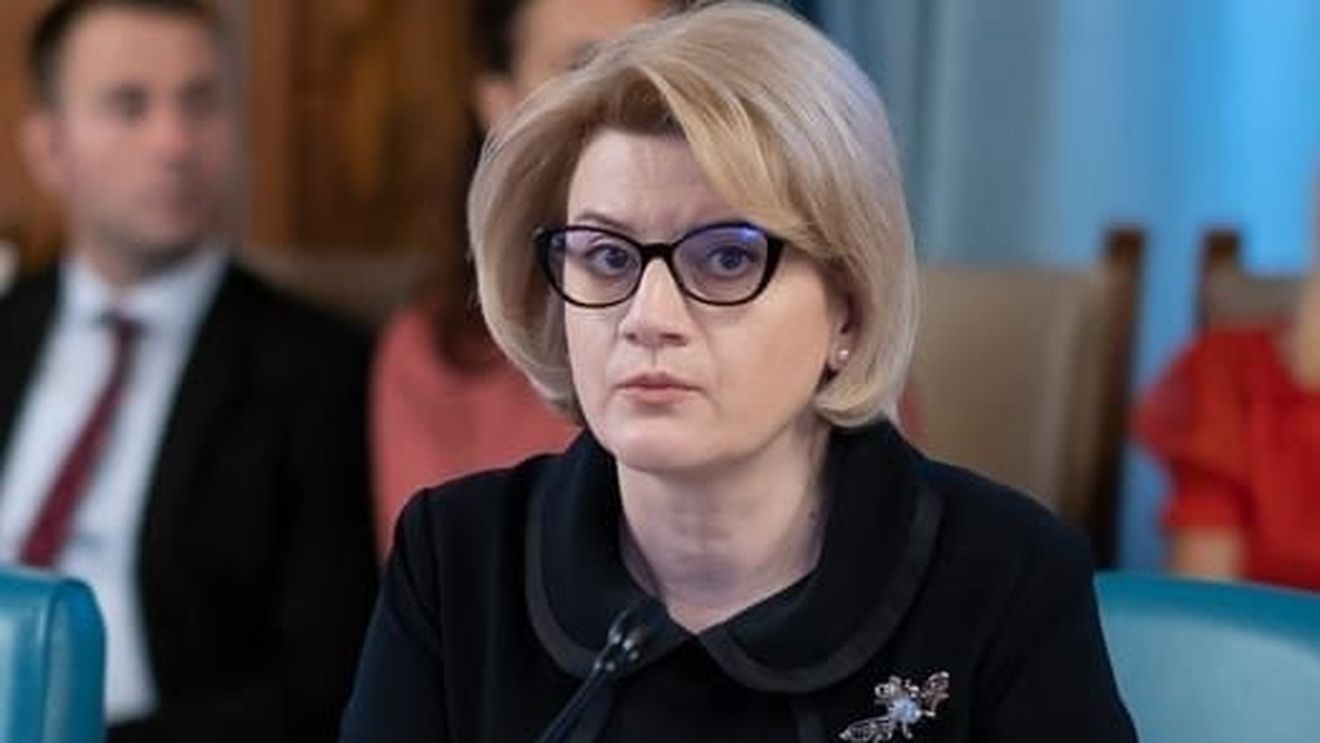Dăncilă anunță că nu i-a trimis Ursulei von der Leyen propunerea Gabriela Ciot pentru comisar european, ci doar vechea propunere dublă - Plumb și Nica