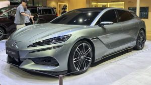BYD şi-a lansat marca premium Denza în Europa/ „Aceasta va fi avangarda tehnologică a grupului chinez”.