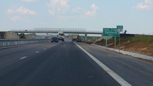 De ce sunt doar două parcări amenajate din cele 12 prevăzute pe autostrada București - Ploiești
