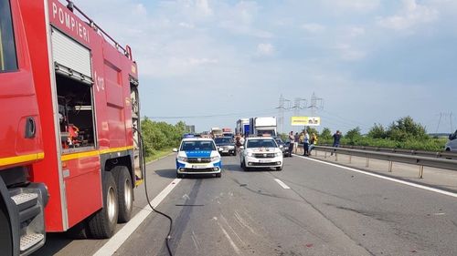 Călăraşi: Trei maşini implicate într-un accident pe A2 Bucureşti - Constanţa / O persoană, rănită grav