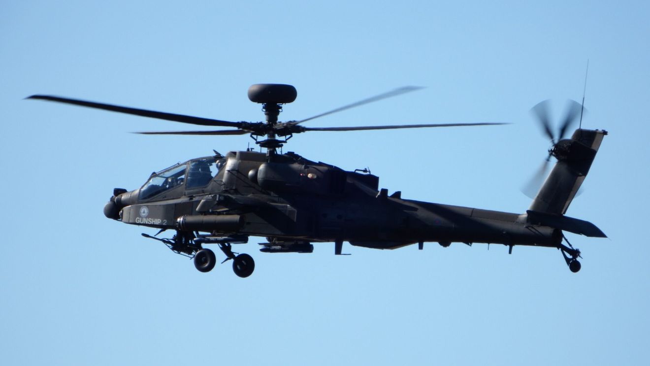 Un elicopter Apache al armatei SUA s-a prăbușit în apropierea Strâmtorii Ormuz / Cei doi membri ai echipajului au fost salvați