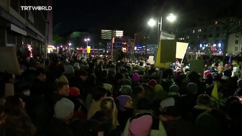 VIDEO Peste 10.000 de germani au protestat la Köln împotriva partidului de extremă dreaptă AfD
