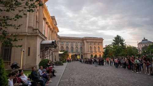 200 de evenimente sunt înscrise în programul Noaptea Muzeelor, ediția 2023 / Se va desfășura în 28 judeţe din România şi două raioane din Republica Moldova / Invitat special: War Childhood Museum, dedicat memoriei copiilor care au trecut prin experienţa războiului