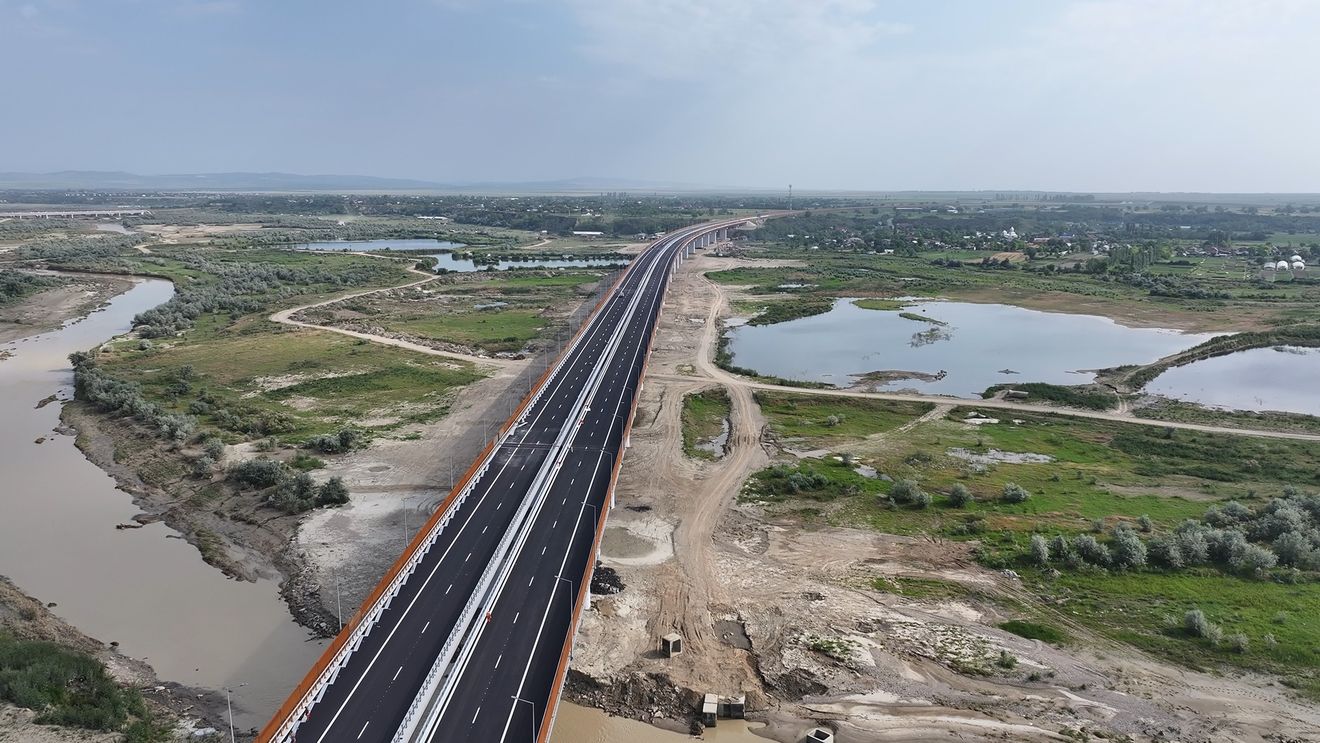 Al doilea cel mai lung pod rutier din România, de 1,3 kilometri - dat în circulaţie în Buzău / A costat 689 de milioane de lei