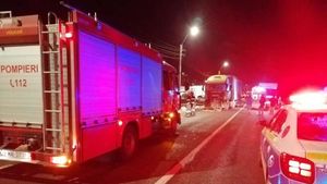 Două TIR-uri s-au ciocnit în Suceava, pe DN17/ Trafic blocat pe ambele sensuri