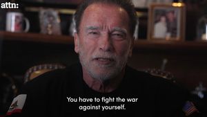 Arnold Schwarzenegger, împotriva urii: Tot ceea ce nu te face fericit în viaţa ta nu este vina altora. Te va distruge. E mai uşor să urăşti decât să înveţi / Actorul a amintit şi de faptul că tatăl său a fost membru al partidului nazist