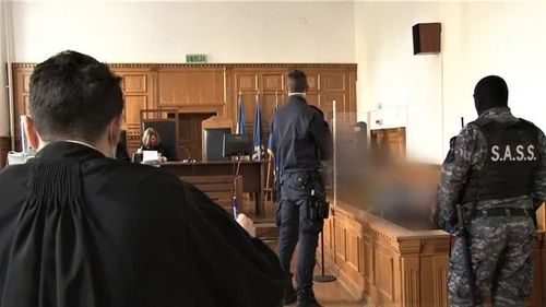 Bărbat din Turda trimis în judecată pentru că ar fi postat simboluri și mesaje legionare pe reţelele de socializare / I-ar fi îndemnat pe cititori la revolte sociale şi proteste extreme