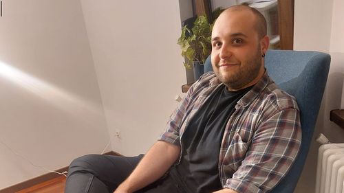 VIDEO Psihologia tinerilor la vot: de ce preferă majoritatea să voteze cu stânga, în opinia lui Andrei Coșman, psiholog pentru tineri