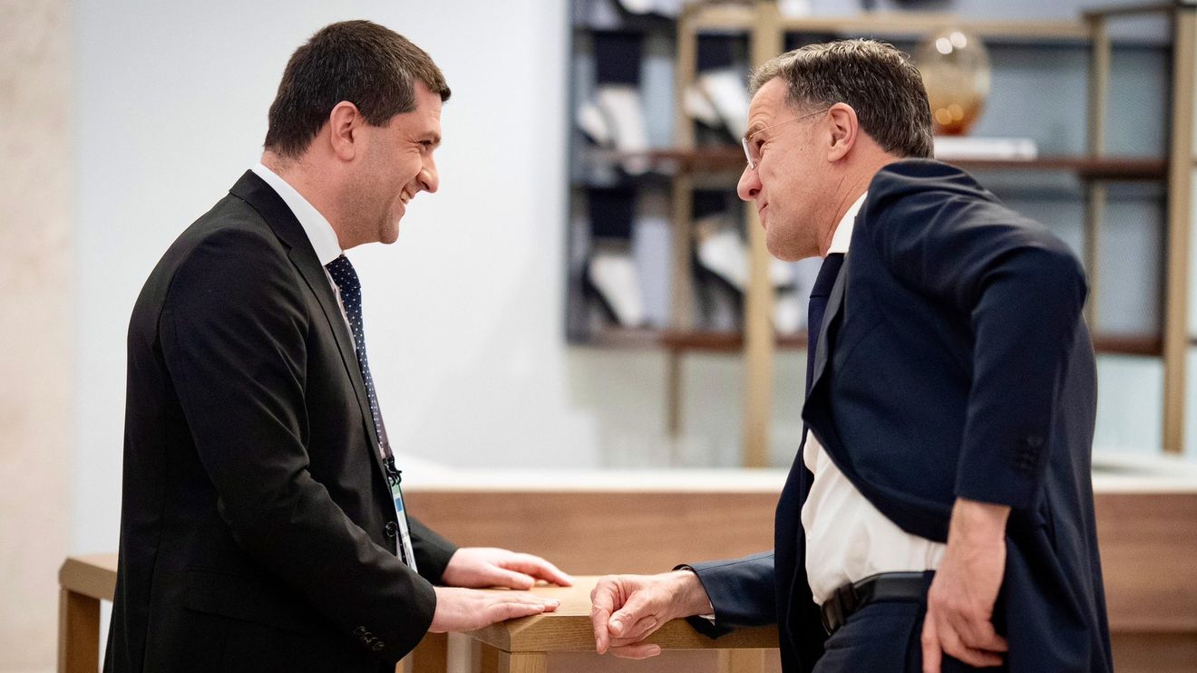 Radu Miruță s-a întâlnit cu șeful NATO, Mark Rutte, la Munchen: "Am discutat clar despre întărirea Flancului Estic și despre rolul esențial al României în această arhitectură"