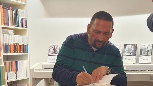 Foștii anchetatori ai lui Traian Berbeceanu cer în instanță retragerea cărții ”Radiografia unei mârșăvii judiciare” și daune de 15.000 de euro fiecare. Reacția fostului comisar