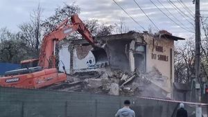 Ordinul Arhitecţilor susține că Hanul Trei Sarmale din Iași, demolat fără aviz, trebuie refăcut după proiectul din urmă cu 50 de ani