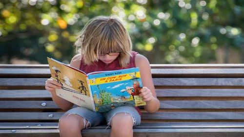 O aplicație gratuită de citit pentru copii, lansată în România. Aplicația are și cărți în ucraineană pentru copiii refugiaților de război