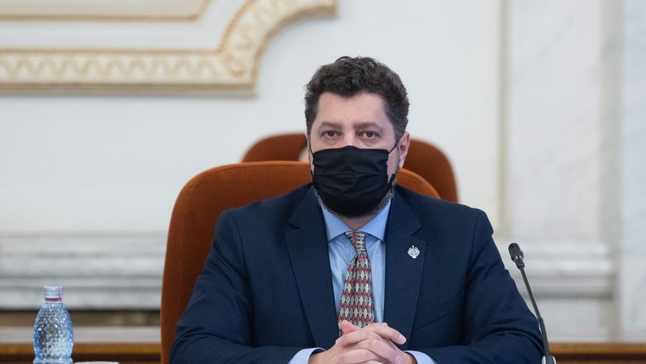 Claudiu Târziu: AUR a exclus-o din rândurile sale pe Diana Şoşoacă. O revocăm din toate funcţiile