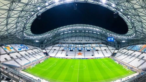 Suporterii lui Olympique Marseille au interzis să se apropie de arena Parc des Princes în timpul derby-ulcui dintre echipa lor şi PSG