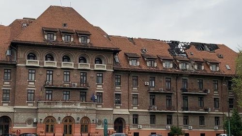 Clotilde Armand: Conducerea Regiei Protocolului de Stat distruge voit monumentul Hotel Triumf / Nu s-a grăbit să repare acoperișul afectat de un incendiu anul trecut