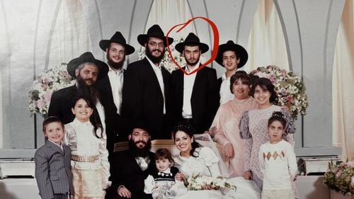 VIDEO Marele rabin al Ucrainei Moshe Reuven Azman îşi înmormântează fiul adoptiv, ucis pe front: El a fost ucis de ruși, care au venit aici spunând că vor să „denazifice” Ucraina