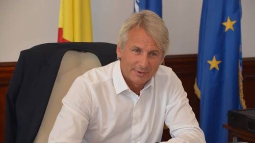 Florin Cîțu (PNL) îl ironizează pe Teodorovici: Începe din ce în ce mai mult să semene cu un magazioner al dosarelor fiscale ale opozanților politici