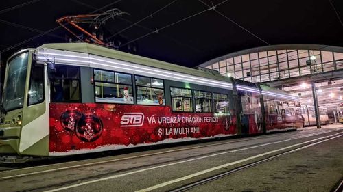 Tramvaiul Colindelor circulă începând de luni pe linia 1 / ”Am pregătit cea mai frumoasă selecţie de colinde româneşti şi internaţionale”