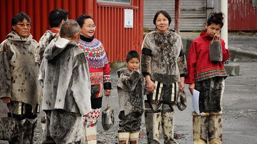 Premierul danez Mette Frederiksen le prezintă scuze victimelor contracepţiei forţate puse în aplicare în Groenlanda din 1960 până în 1992