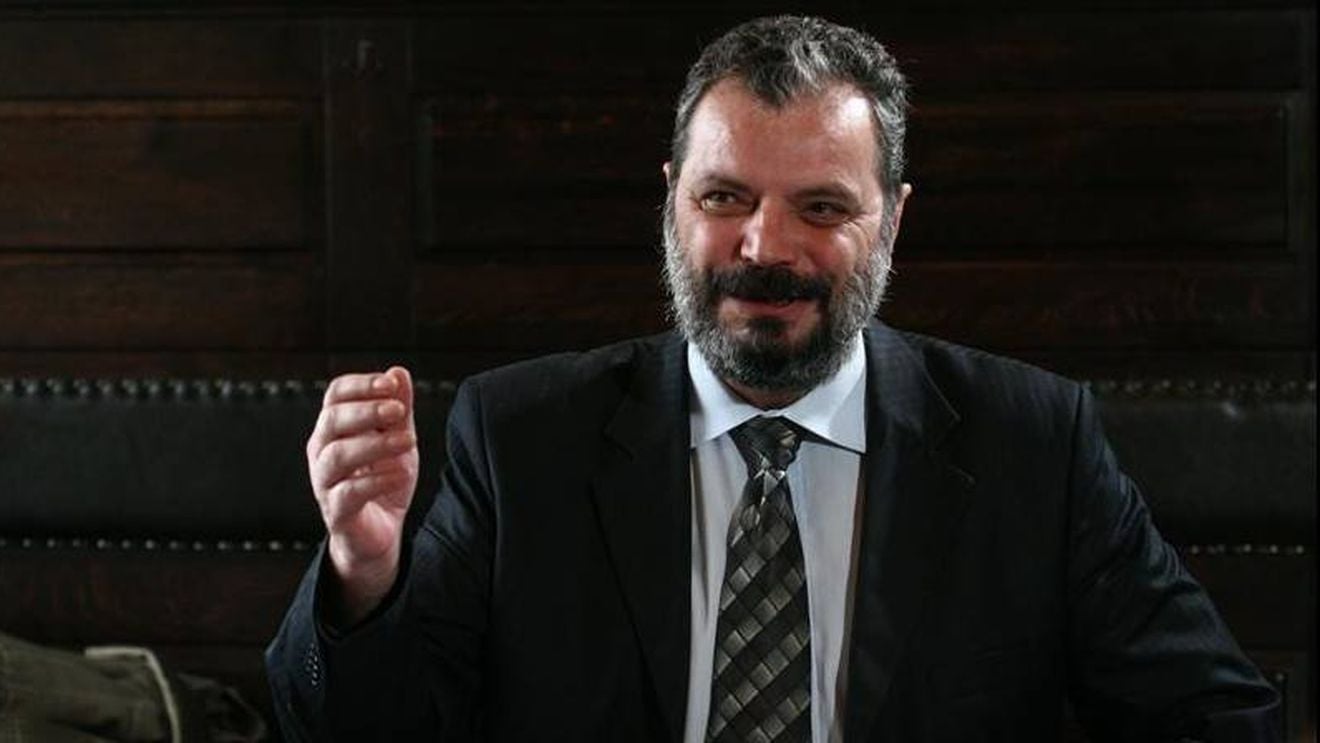 SURSE Opoziția îl propune pe Peter Eckstein Kovacs ca Avocat al Poporului în locul lui Victor Ciorbea