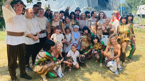 Bucureștenii pot adopta un cățel din Parcul Izvor, în cadrul campaniei derulate de Primăria București, ASPA, Circul Metropolitan și Proedus