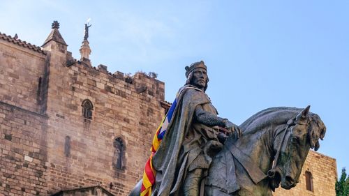 Atenționare de călătorie pentru turiștii care merg în Spania: Coduri galben şi portocaliu de caniculă, ploi torenţiale, vijelii şi grindină pentru intervalul 4 - 5 august