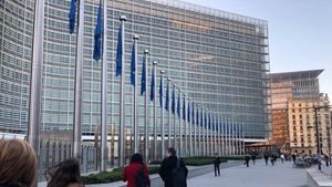 Liderii UE planifică un pachet de ajutor de 20 de miliarde EUR pentru Ucraina, după ce Trump l-a învinuit pe Zelenski pentru războiul cu Rusia