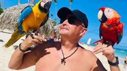 Ionuţ Nasleu, fostul director de la Pieţe Timişoara, a fost reţinut pe Aeroportul Otopeni. El e vizat într-un dosar de şantaj, după plângerea depusă de doi jurnalişti