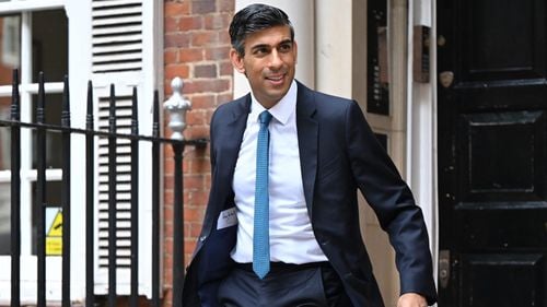 Rishi Sunak califică drept "extrem de îngrijorătoare" întreruperea unei reuniuni a dreptei naționaliste la Bruxelles / Alexander De Croo: "Inacceptabil"