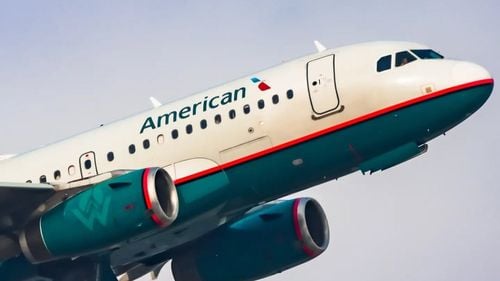 Accidentul aviatic de la Washington: Piloţii au încercat să ridice botul avionului cu câteva secunde înainte de coliziunea cu elicopterul, arată datele preliminare ale NTSB