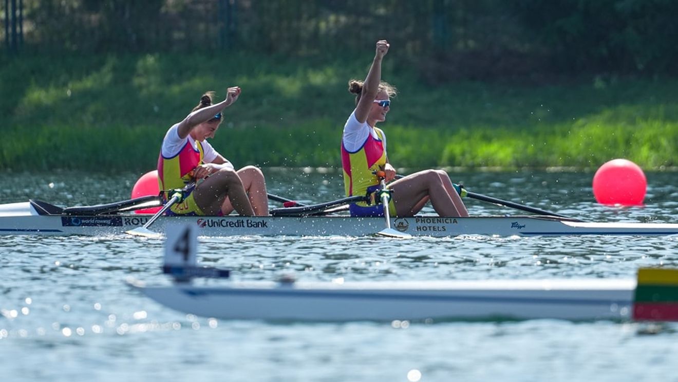 Simona Radiş şi Ancuţa Bodnar şi-au păstrat titlul mondial la dublu vâsle.  A 26-a victorie consecutivă pentru cele două sportive