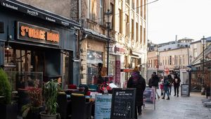 Ciprian Ciucu anunță un nou regulament pentru terasele din București / ”Nu este un regulament făcut în debara” / ”Doar așa putem transforma devălmășia în rânduială”
