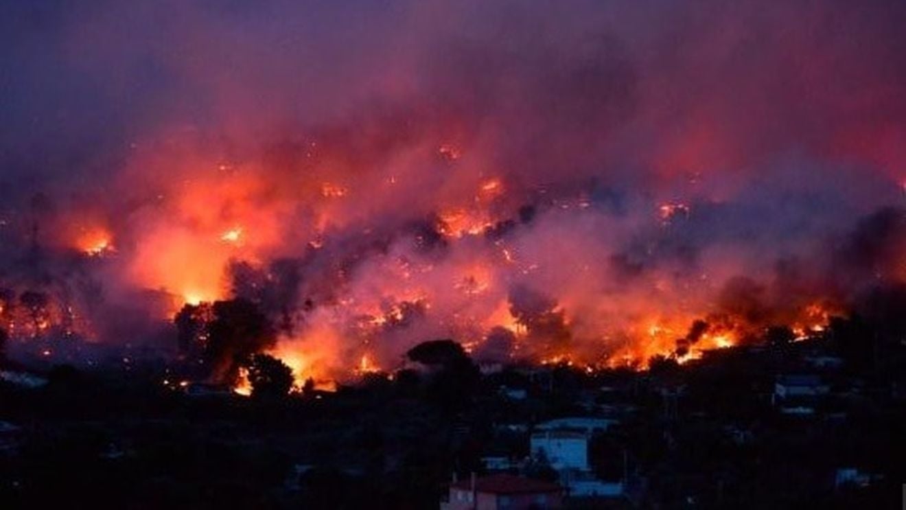 MAE a emis o avertizare de călătorie pentru Grecia: risc ridicat de incendii de pădure