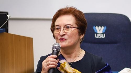 Zeci de elevi olimpici de gimnaziu, pedepsiți prin depunctare și mustrare publică la Olimpiada națională de Cultură și Spiritualitate Românească, după ce au contestat notele / Mina Rusu, MEC: Cum poți să contești oare harul colegului? Aș scoate cuvântul „contestație” din dicționar