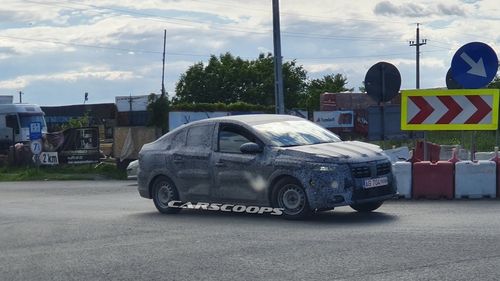 Imagini inedite cu noua Dacia Logan modificată, versiunea la care lucrează constructorul francez