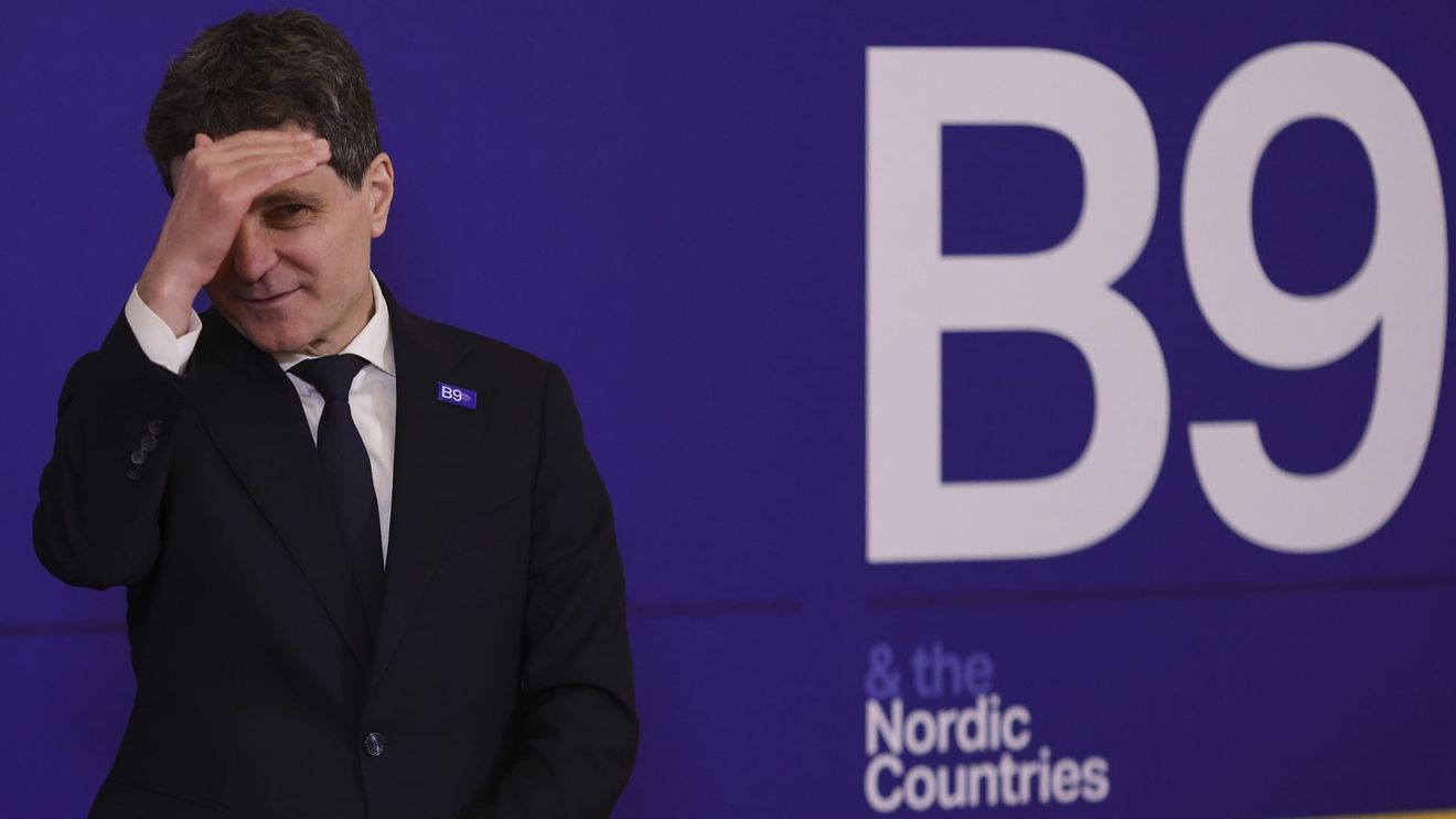 Nicușor Dan, prima reacție după eșecul lui Veștea și al tentativei de a rupe PNL: Le cer partidelor înțelegeri pe o majoritate parlamentară / Bolojan a propus guverne minoritare