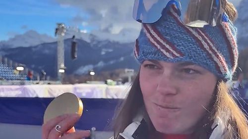 Breezy Johnson a primit o altă medalie la JO 2026, după ce pe prima a stricat-o după doar câteva minute