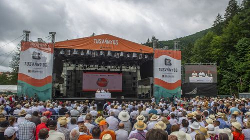 Oficial maghiar: Nu cred că în afară de Tusvanyos există un forum mai puternic al dialogului româno-maghiar / Despre întâlnirea Orban – Ciolacu: ”Am aflat de pe pagina de Facebook a domnului premier Orban, că a fost 'începutul unei frumoase prietenii'”