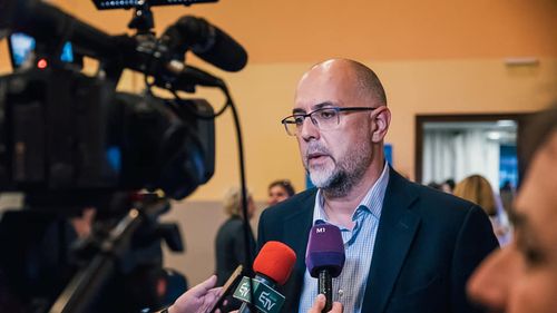 Kelemen Hunor a votat în județul Harghita: Sunt convins că astăzi va fi o prezență mare, și eu spun să mergeți la vot, să votați și să alegeți cea mai bună soluție pentru România