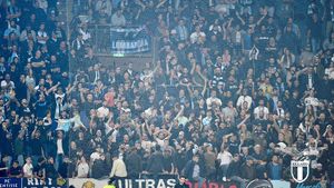 Ultrașii lui Lazio Roma, implicați într-un nou scandal / Federația italiană de fotbal face anchetă după presupuse scandări antisemite ale acestora / Tot suporterii lui Lazio au fost sancționați recent pentru scandări rasiste