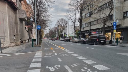 Accident pe pista de biciclete din Turda. Ambii, și şoferiţa şi biciclistul acroşat, amendaţi de poliţie