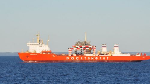 Incendiu stins la bordul cargoului nuclear rus Sevmorput, un spărgător de gheață. Cauza focului nu e cunoscută încă