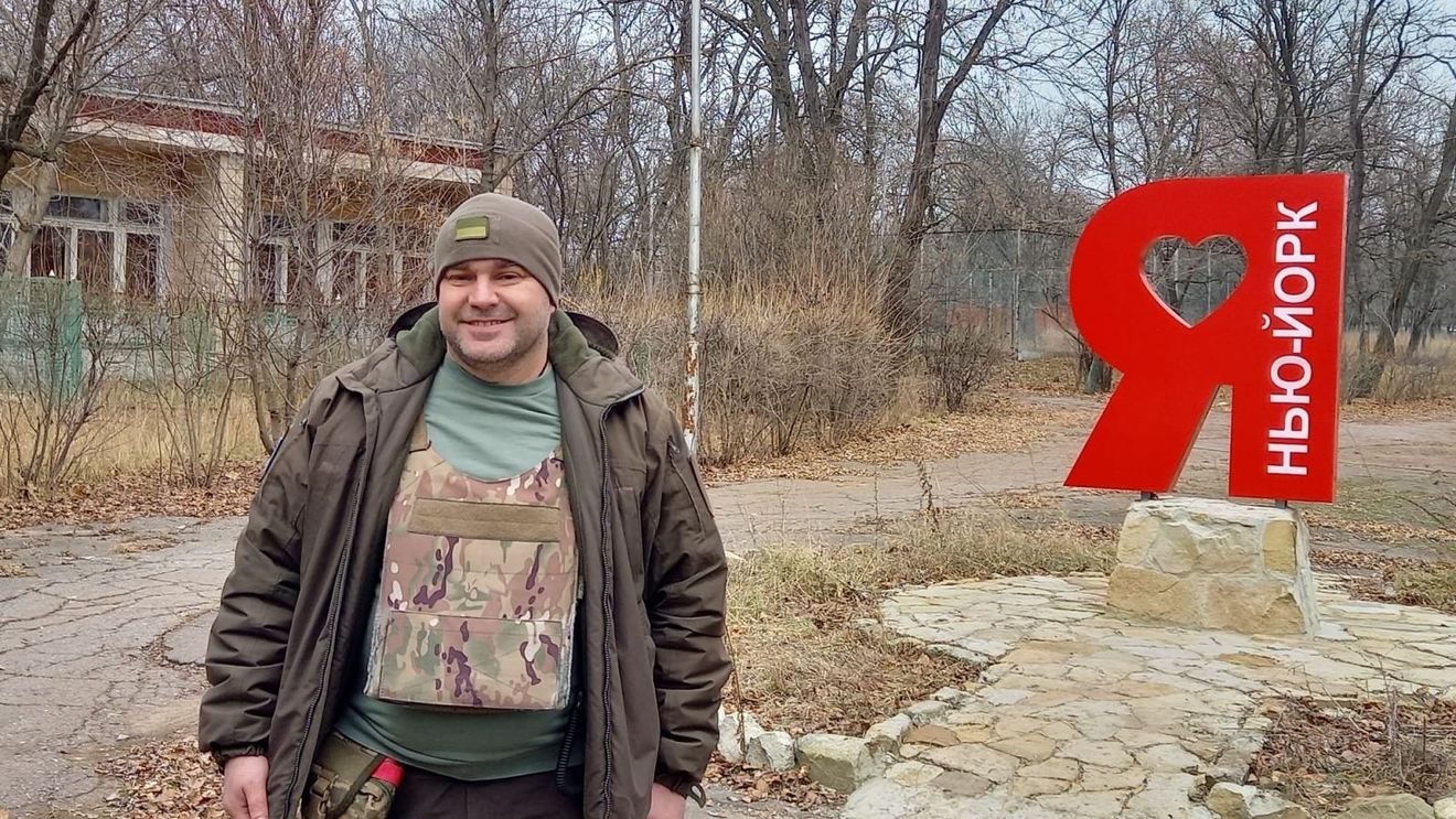 Orășelul New York din regiunea ucraineană Donețk, aflat chiar pe linia frontului, este părăsit de la o zi la alta / Mica așezare din Estul Ucrainei s-a transformat într-un loc al terorii și al fricii - reportaj Agerpres