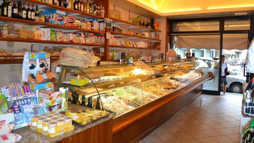 O brutărie celebră în Milano se închide după 30 de ani: "Smartworking ne-a luat clienții" / ”Înainte de Covid, vindeam 25 de kilograme de pizza pe zi. Acum sunt 13”